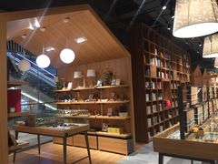 -百新书局(尚悦湾店)
