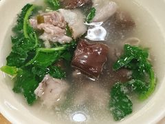 -三身人金新肠粉(丹霞店)
