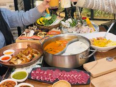 -樾餐厅泰式海鲜火锅(民歌湖店)