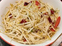 醋炝绿豆芽-丁里羊肉小镇(天鹅湖总店)