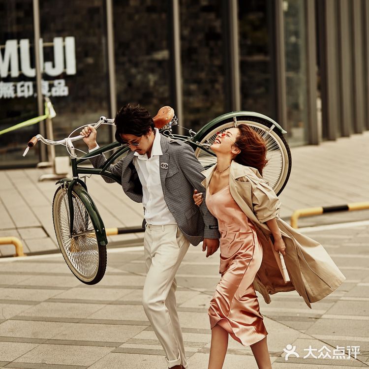 💫街头随拍婚纱照 | 随意中的绝美爱情