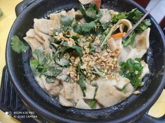 -官塘陈记鱼生·潮汕砂锅粥·牛肉火锅(潮枫路总店)