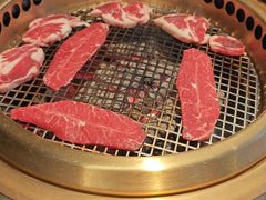 -铭牛烧肉·和牛海鲜自助(高新月牙湖店)