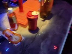-温莎KTV(珠江路店)
