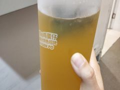 -桂桂茶(滨江百联店)