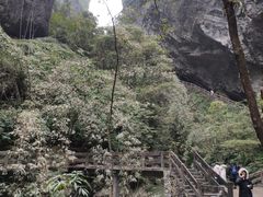 -龙水峡地缝景区