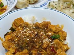 -李与白包子铺(桐梓林店)