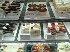 -85度C(生甜甜圈研究工坊·上海局门店)