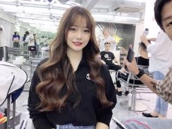 -COMO SALON 烫染可茉发型