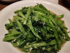 -新发现(宝山龙湖店)