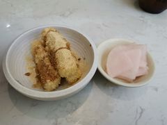 糯米红糖糍粑-黔派·贵州烙锅烤肉·米粉(车公庙店)