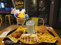 -UMAMI乌玛米披萨·汉堡·清真Halal(红岭北店)
