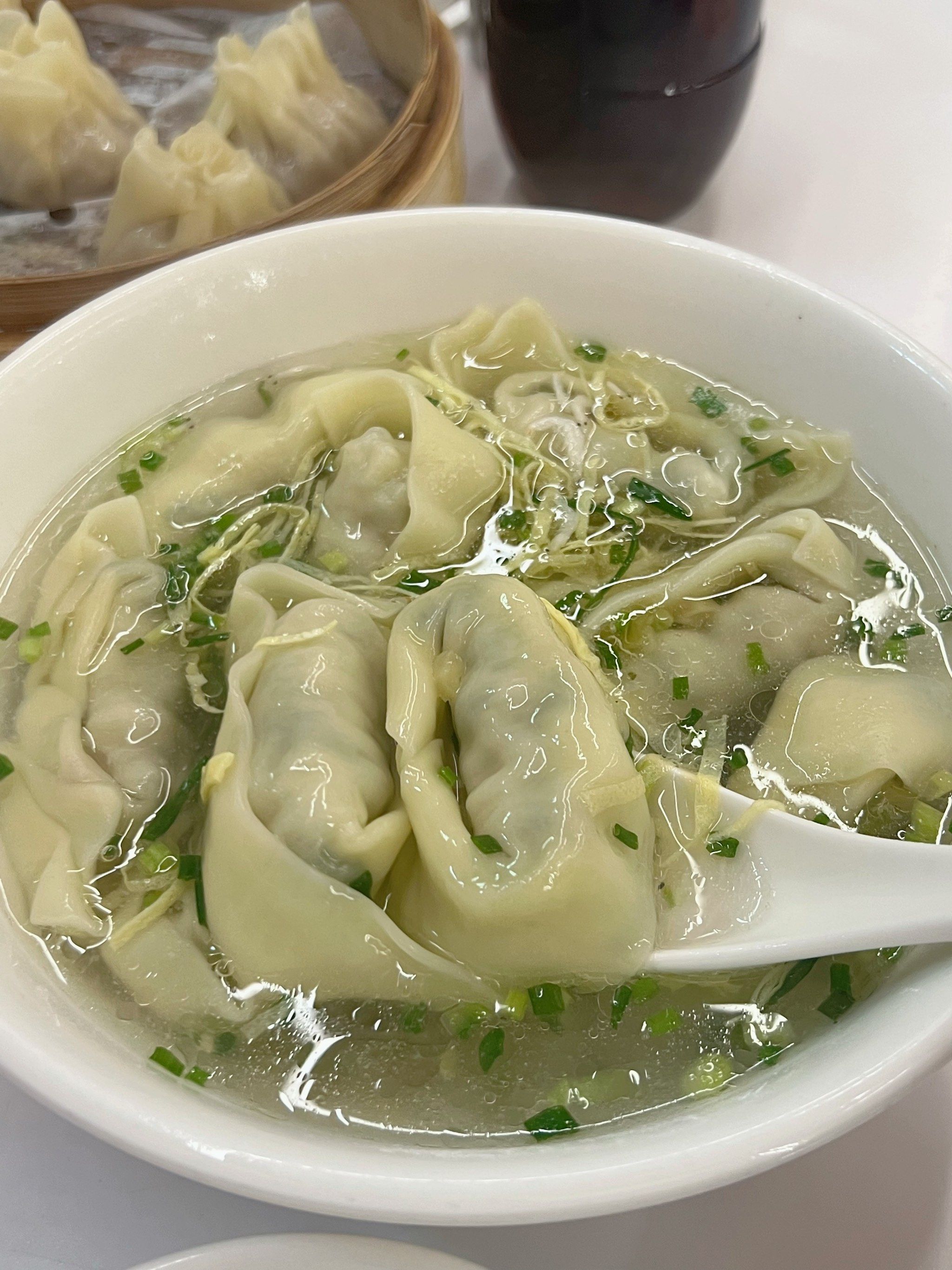打工仔午餐的快乐 一碗馄饨搞定