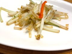 椒丝芹芽-萬國春·中菜馆(颐和公馆店)