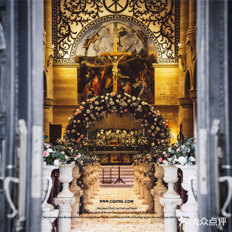 网红教堂式婚礼，圆满你的童话梦！！！