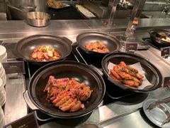 -圣丰索菲特·2 On 988 Café 自助餐厅