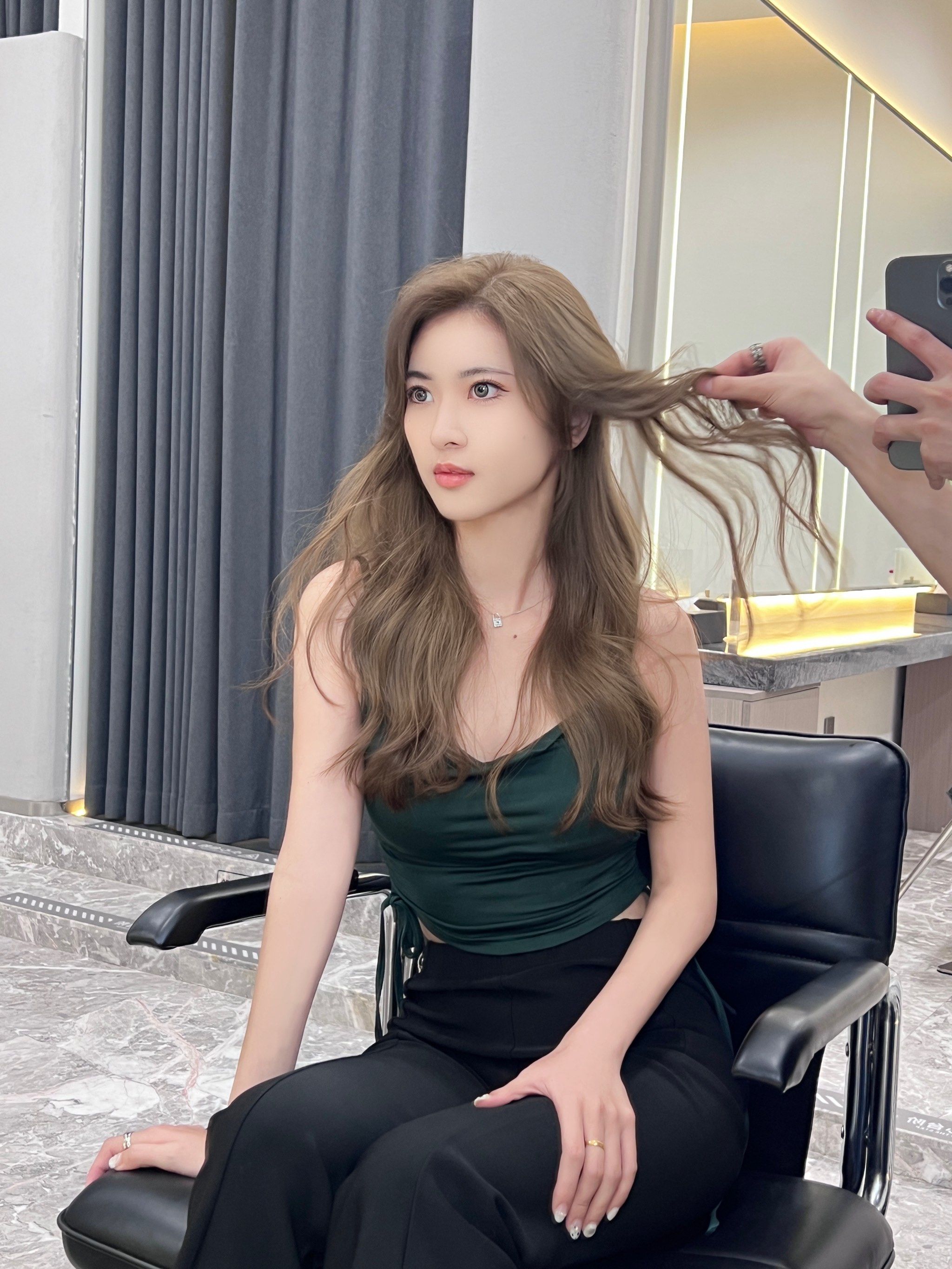 女神必备的奶茶色头发奶茶灰色