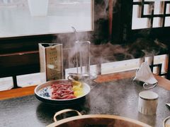 -小天鹅火锅·一线江景洪鼎旗舰店(洪崖洞店)