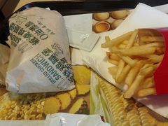 -麦当劳(展览路店)