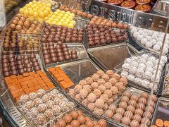 -Laderach 莱德拉(上海环贸iapm店)