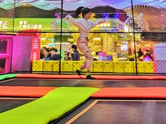 -酷跳蹦床主题公园(万胜广场店)