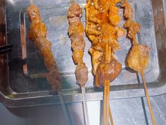 -马路牙子烧烤馄饨酒馆(望京店)