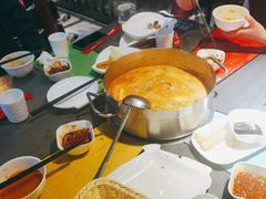 -四季喧黔味豆米火锅(万达广场店)