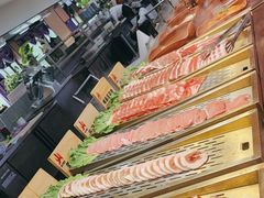 -新艺自助美食城(中山路店)