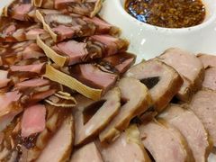 咱妈蒜泥肘花-东北农家小院(定西路店)