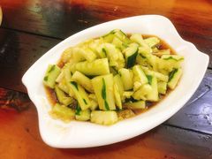 手拍黄瓜-浔味·山屿湖·正宗淳牌全鱼宴老字号