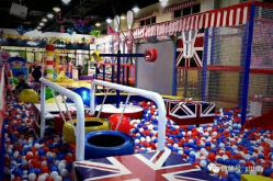 -开心哈乐亲子乐园(东森时尚百货店)