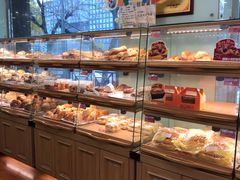 面包甜点陈列柜-新侨三宝乐面包店(崇文门店)