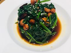 花仁菠菜-峨嵋小镇·川菜(勒泰中心店)