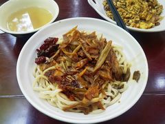 -老回回小吃(百万庄店)