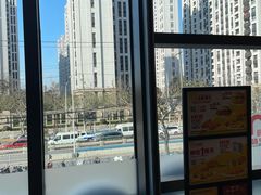 -麦当劳(普陀香溢花城店)