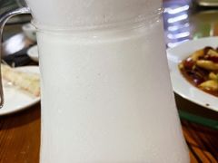 -三亚新鸿港水果一级批发市场