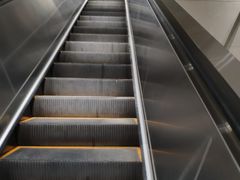 -铁西广场(地铁站)