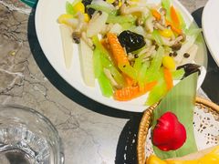 -前海沿·青岛菜(李沧万达店)