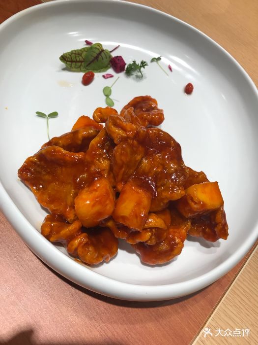 菠萝咕噜锅包肉