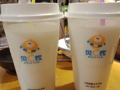 爽爽丝滑椰奶-三个椰子·现砍椰子鸡(金鹰广场店)