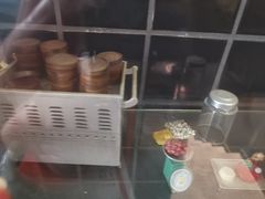 -新大咀港式茶餐厅(宝山万达店)