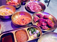 -釜山火炉·海鲜烤肉(紫藤路店)