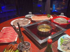 -二荆条·蜀鲜汇城市森林火锅