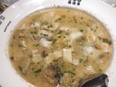 -渔语鱼新川菜Bistro(万象天地店)