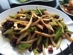 呛心管-瑞杰烧烤店·24小时营业(山东路店)