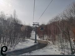 -亚布力新体委滑雪场