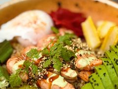 炙烤三文鱼藜麦碗-O'mills Sourdough Bakery&Bistro(永嘉路店)