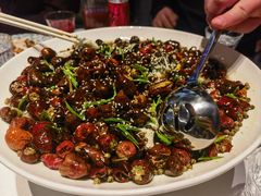 油泼沸腾笋壳鱼-桂满陇·海市蜃楼·黑金(国金店)