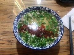 -陇上全荟兰州传统牛肉面(延吉路店)