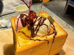 -里岛烤鱼(东港凯虹广场店)